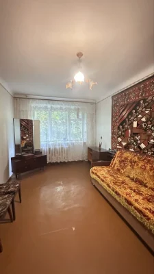 Продаж 2к по вулиці зарічансткій