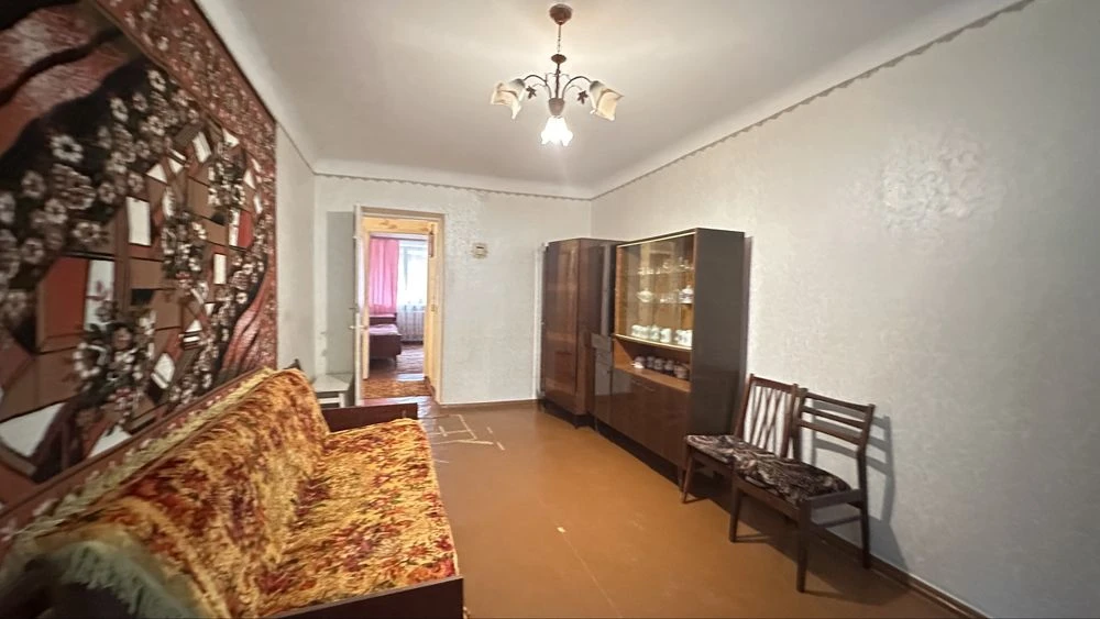 Продаж 2к по вулиці зарічансткій