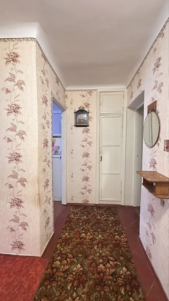Продаж 2к по вулиці зарічансткій