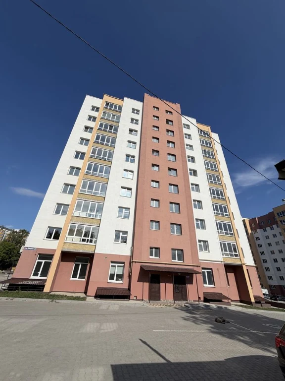 Терміновий продажк 3к Виставка