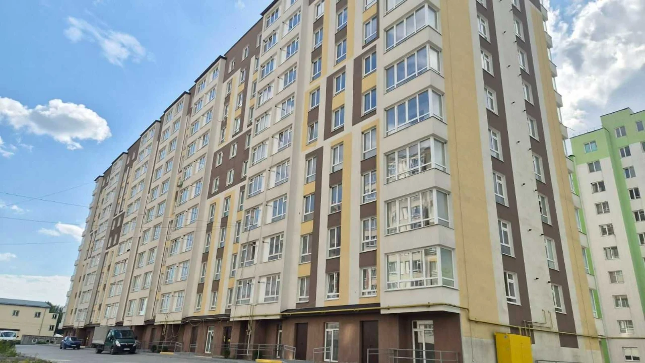 Продам за супер вигідною ціною здану 3к. ЖК зданий в 2026 ро
