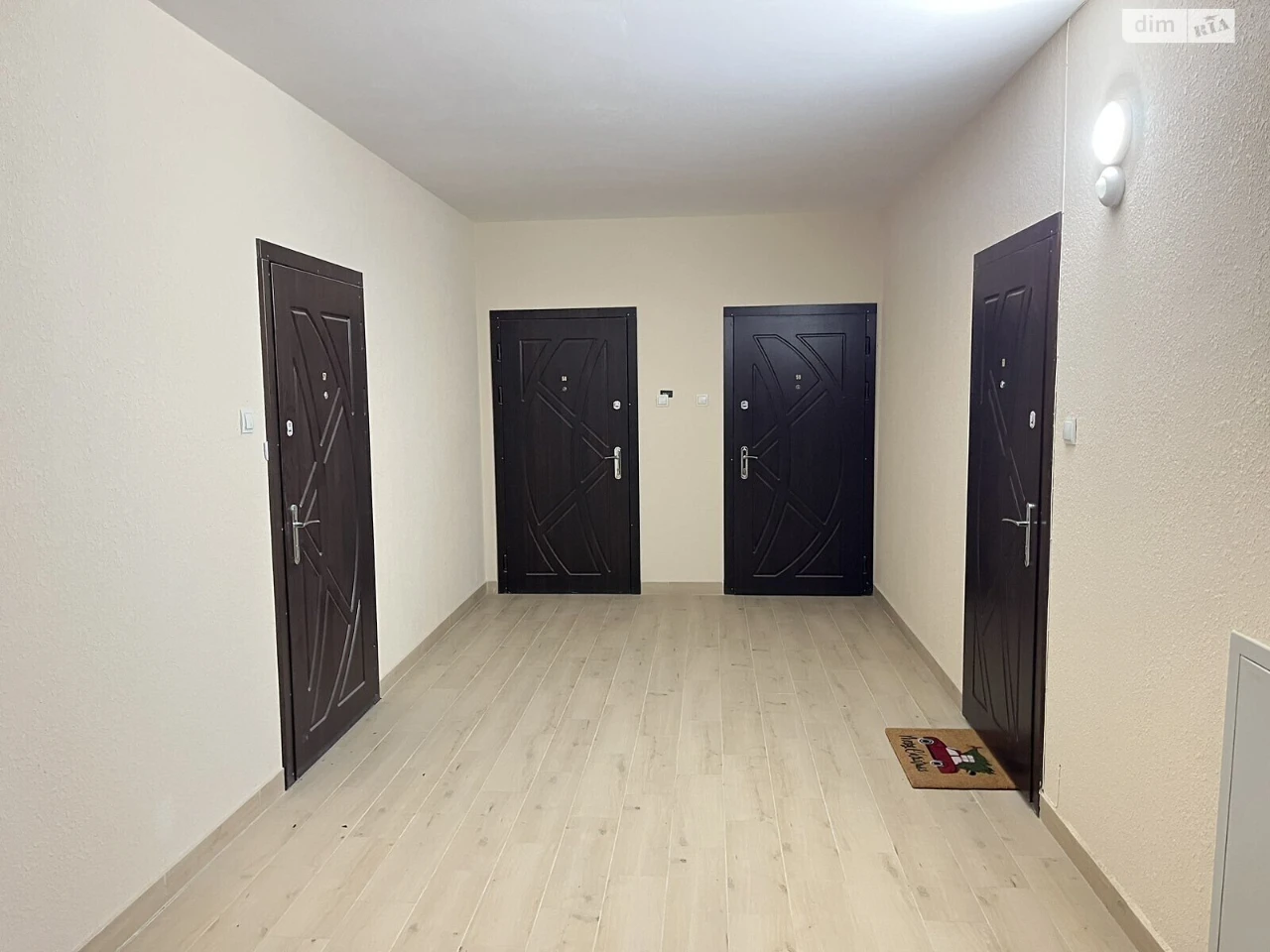 Продаж Квартира Озерна
