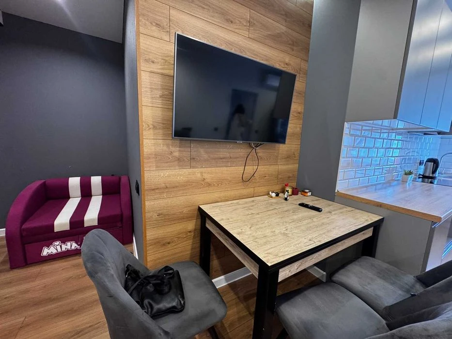 Selling a European-quality 2-room apartment with European-quality renovation in the Levad residential complex.