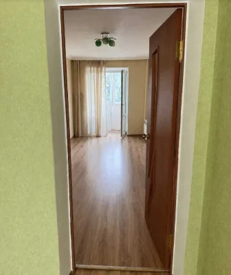 2-кімнатна двостороння квартира в Гречанах — заходь і живи!