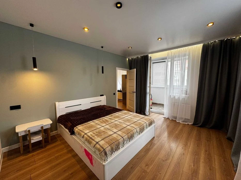 Selling a European-quality 2-room apartment with European-quality renovation in the Levad residential complex.