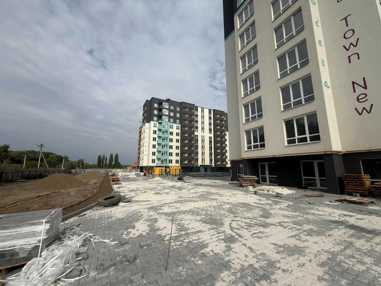 2к у New Riviera — 46,5 м², 4 поверх, не кутова ID:46895