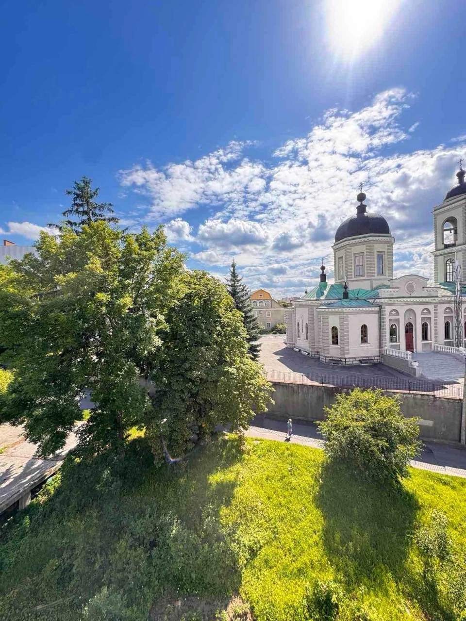 43047 Продаж 3-кімнатнатної квартири в самому Центрі.