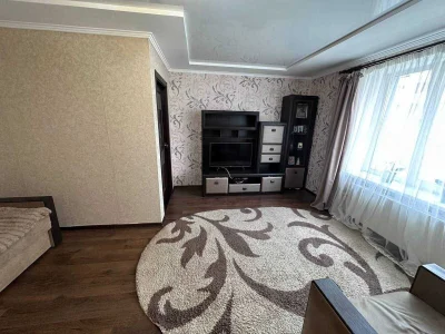 Продаж 1к квартири в новобудові з ремонтом Озерна SL