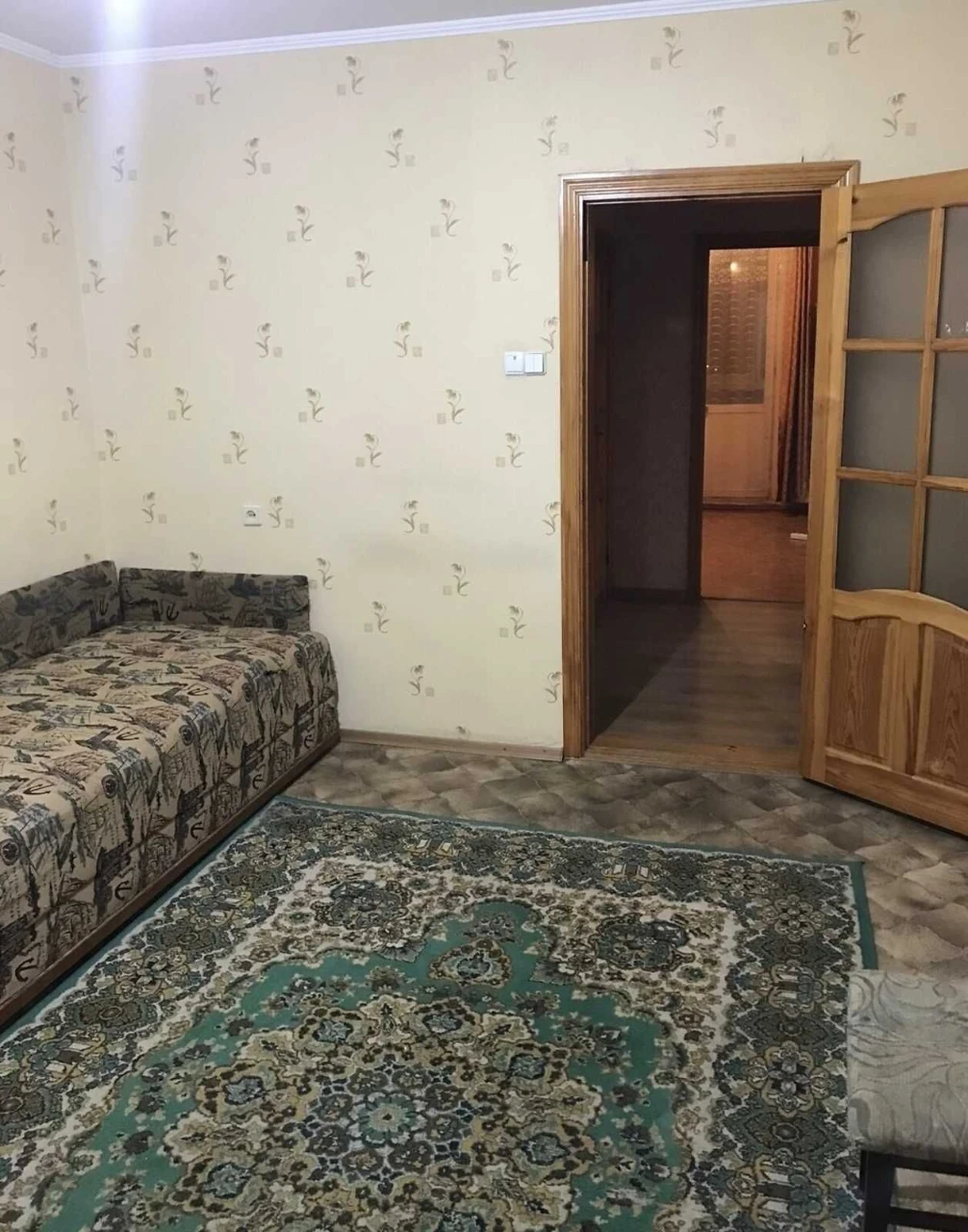 Продам 3- кімнатну квартиру, площа63 м², мікрорайон  Раково,