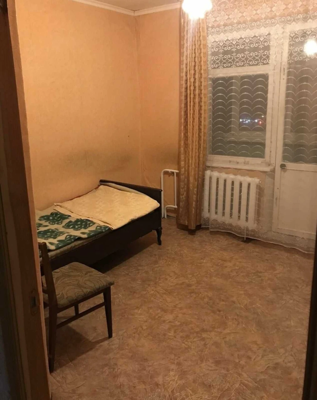 Продам 3- кімнатну квартиру, площа63 м², мікрорайон  Раково,