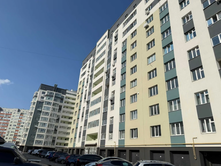 Продаж 1кімнатної квартири в ЖК Рауш (Озерна)