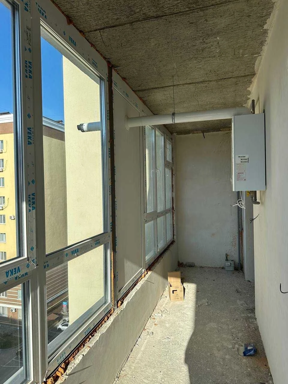продаж 3к квартири, Озерна