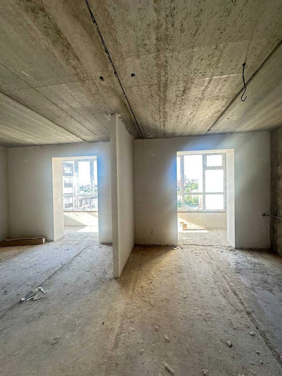 продаж 3к квартири, Озерна