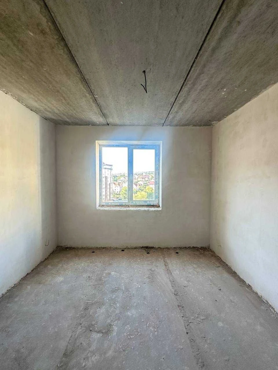 продаж 3к квартири, Озерна
