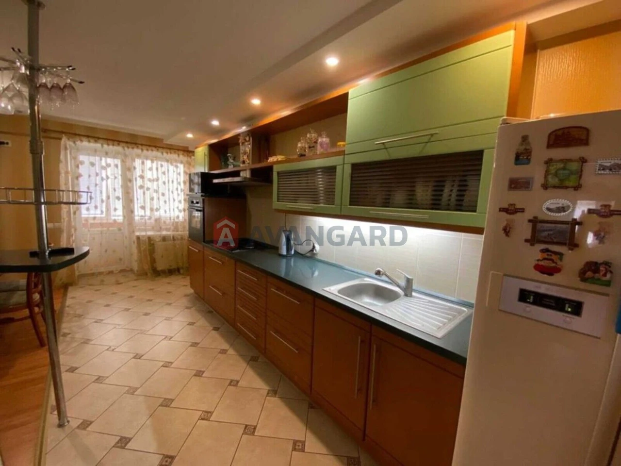 Продаж 3к квартири