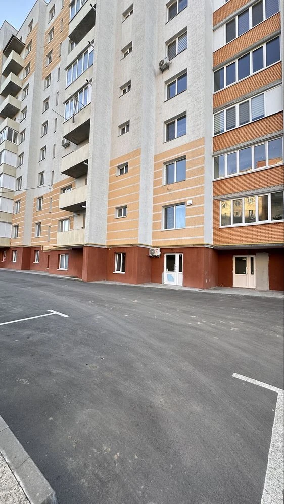 Продаж дворівневої квартири мікрорайн виставка поруч з озеро