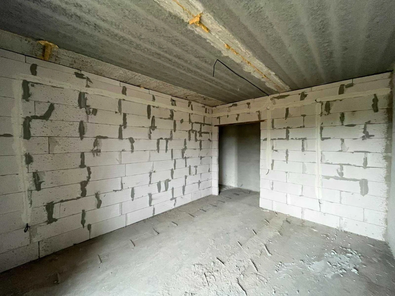 Видова 2к квартира 69 м² у ЖК Avila Land. Велика кухня 21 м²
