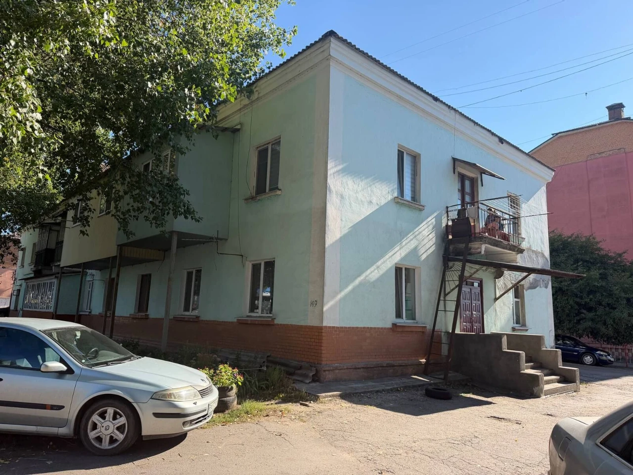 Продам 2 кімнати в гуртожитку в гарному стані 46883 R003