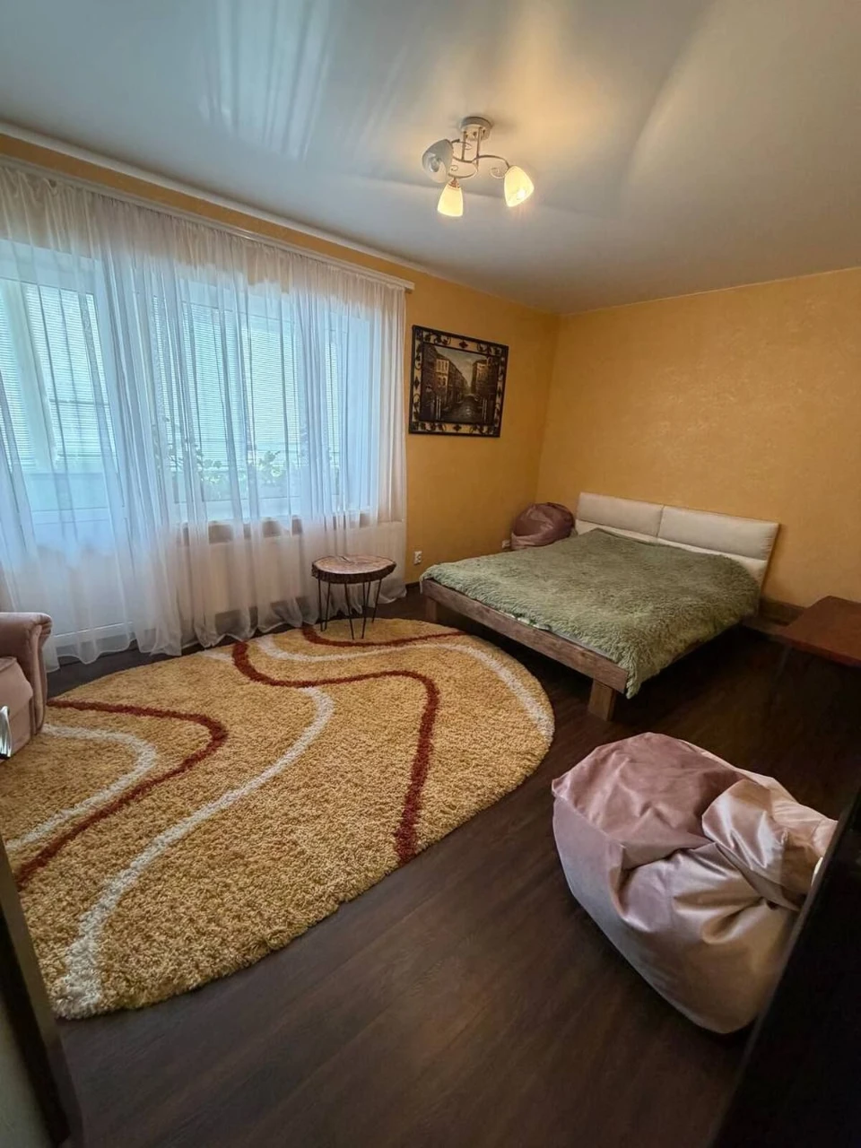 Просторий сучасний будинок 250 м² з євроремонтом в Ружи