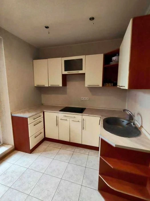 For sale 1-room apartment S. Saltivka 1 St. Yana Chervonoi 9
