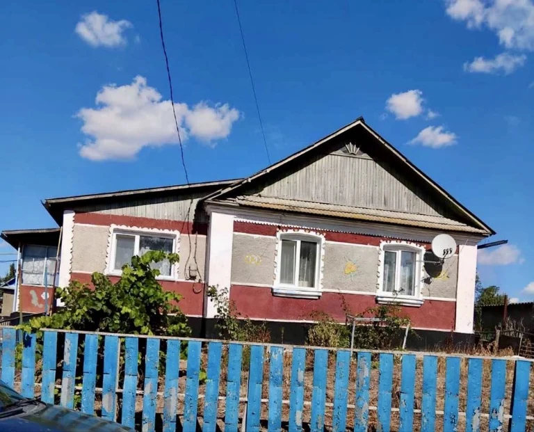 Продам будинок зі сан вузлом ! 13 км до міста Теофіполь !