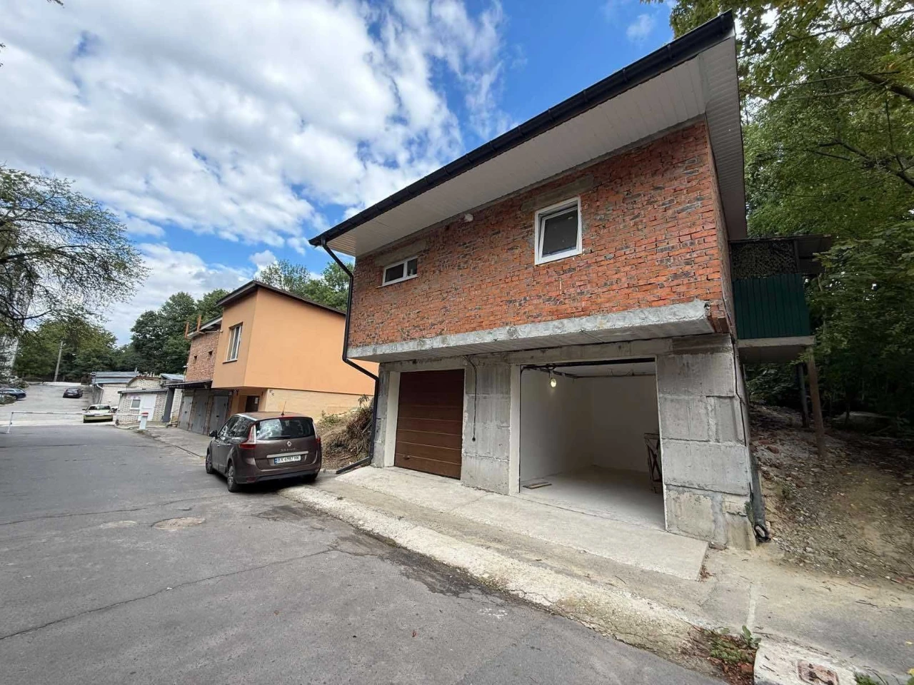 КОМЕРЦІЯ + ГАРАЖ | 44,6 М² | Південно-Західний