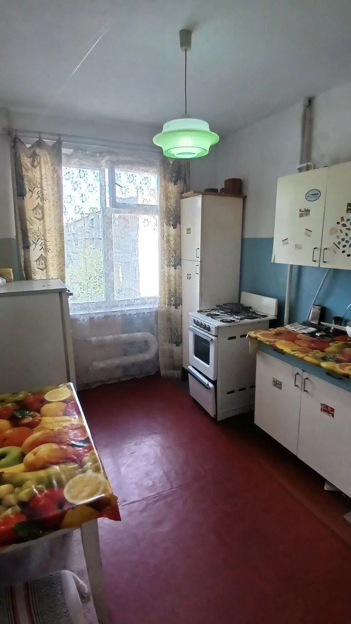 Продаєтся 3-и.кім.кв, в р-ні Д вул.Петра Дорошенко, 20 Держп