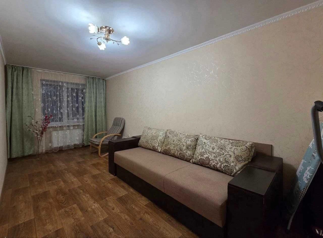 Продаж 2-кімнатої квартири в спальному р-ні Д
