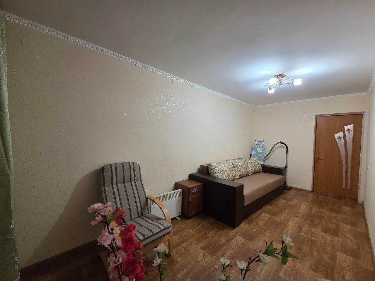 Продаж 2-кімнатої квартири в спальному р-ні Д
