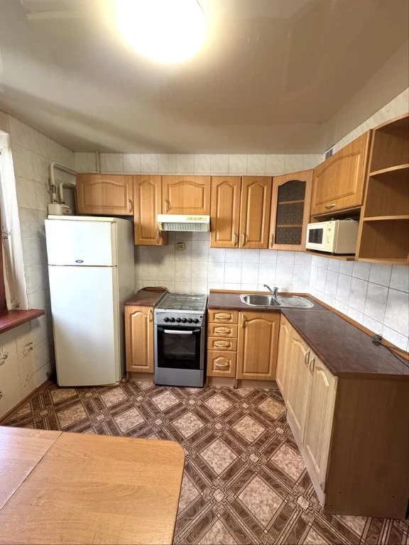 Продам 1-кімнатну квартиру на Новопречистенській 63