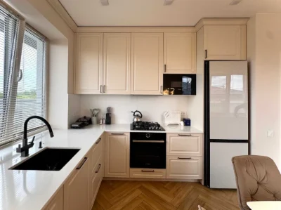 Продам будинок на масиві Макарова, 97 м², ремонт, 4.5 сотки