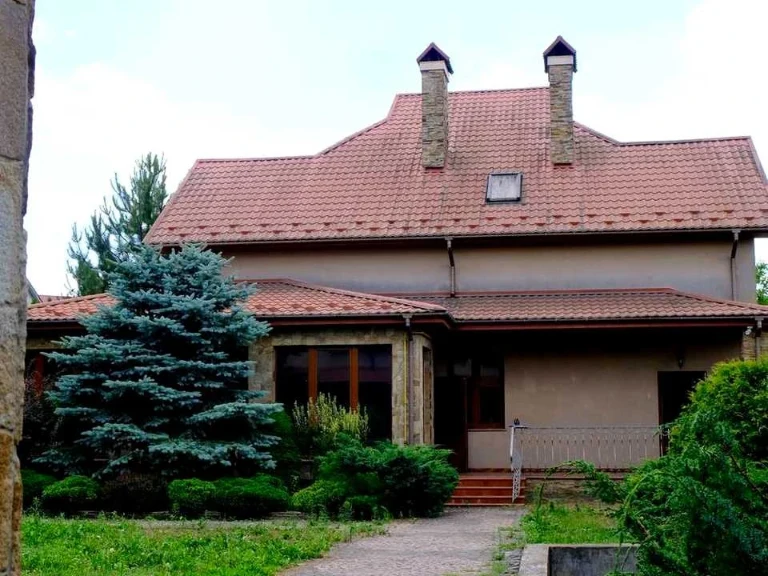 Будинок. Рівне, корнинська
