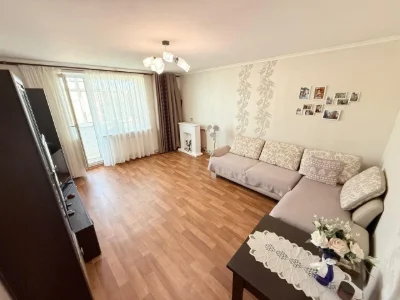 Продажа 3х комнатной квартиры.Автономное отопление.