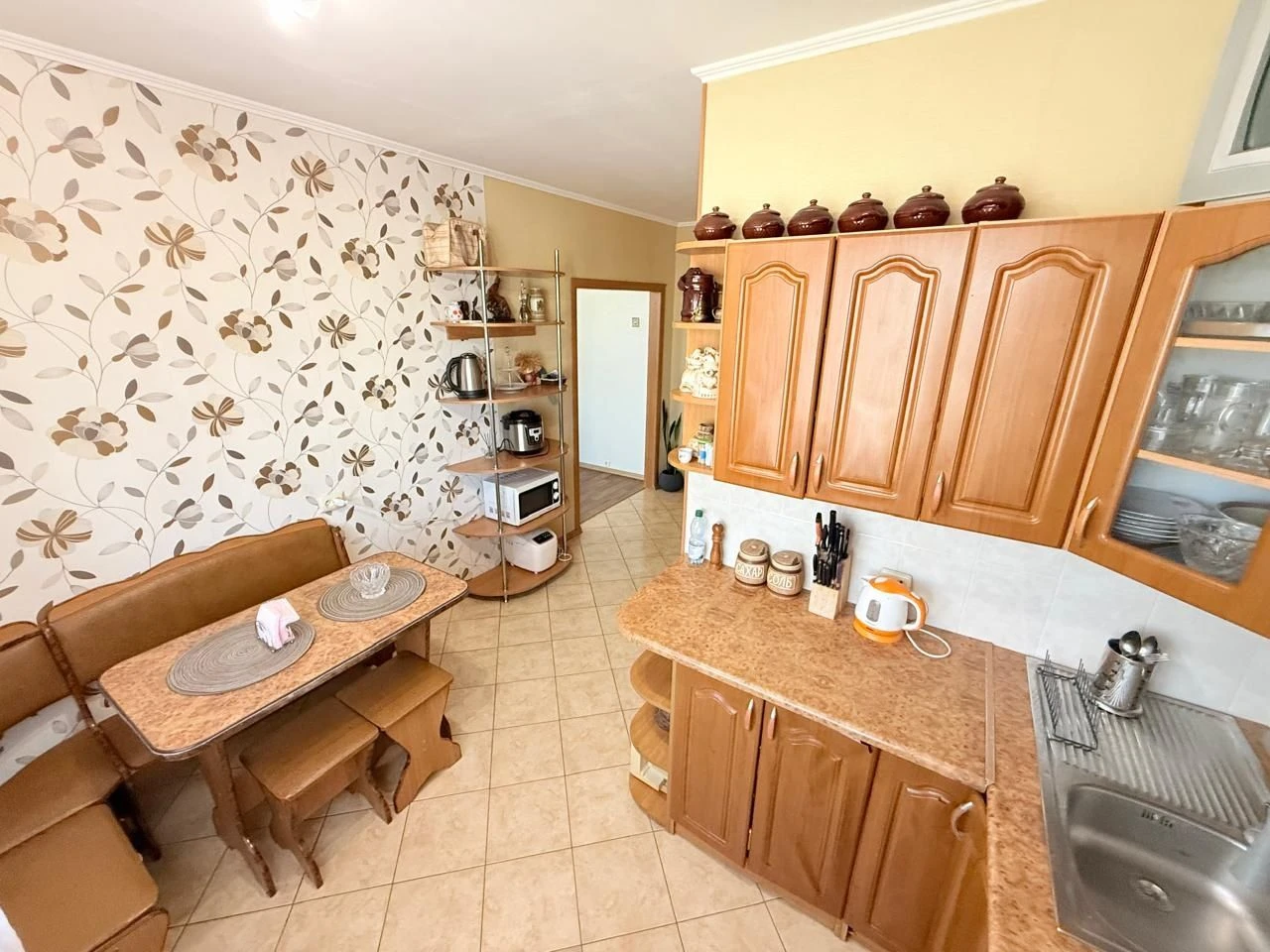 Продажа 3х комнатной квартиры.Автономное отопление.