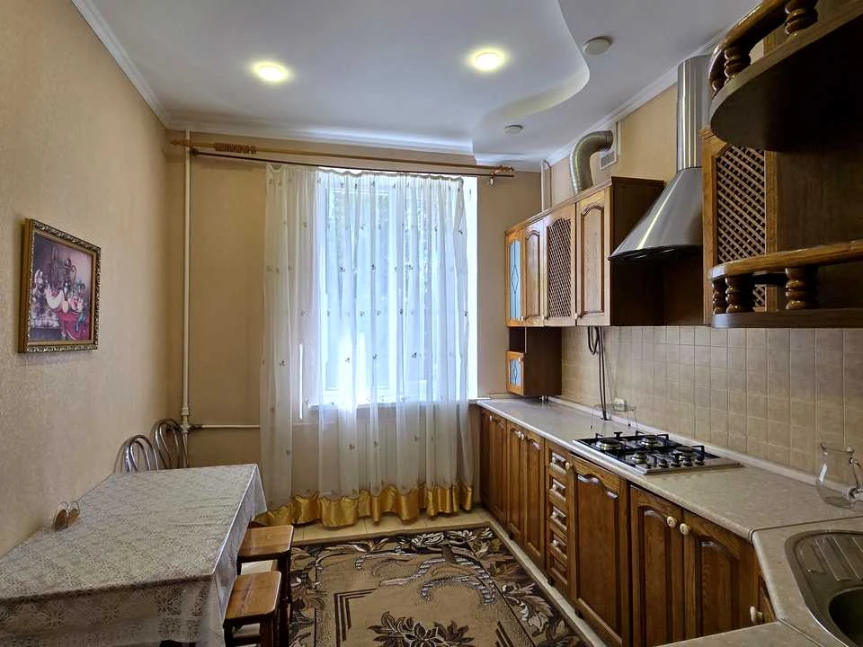 Квартира. Миколаїв, Адміральська вул.