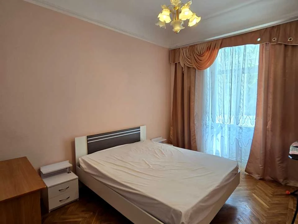 Квартира. Миколаїв, Адміральська вул.