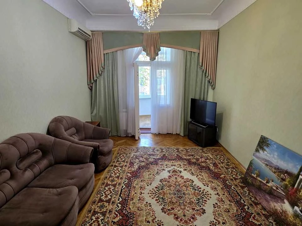 Квартира. Миколаїв, Адміральська вул.
