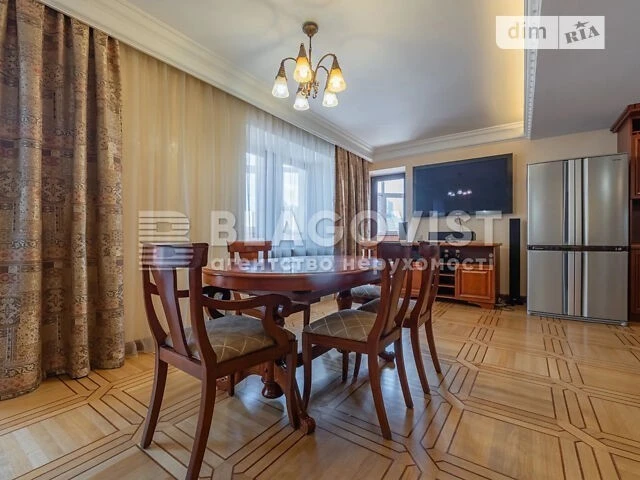 Продаж 3к квартири 122.9 кв. м на просп. Володимира Івасюка