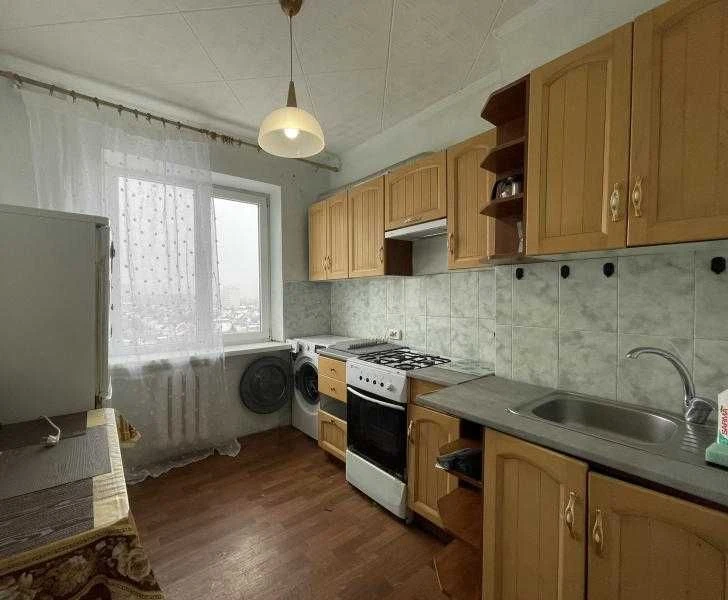 KS2 Продам 2 комнатную квартиру Салтовка 3/5 кап. ремонт 290