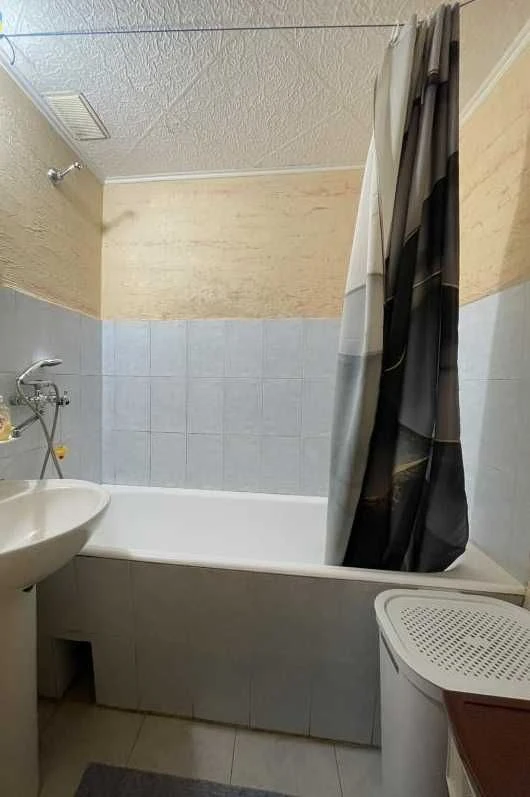 KS2 Продам 2 комнатную квартиру Салтовка 3/5 кап. ремонт 290