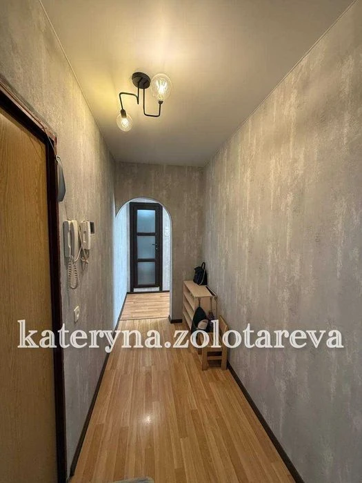 I will sell 2 apartments in Saltivka on Unity Street with high-quality bathroom.