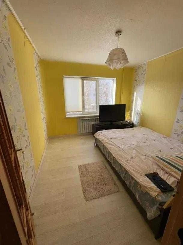 Продам двухкомнатную квартиру в Индустриальном районе