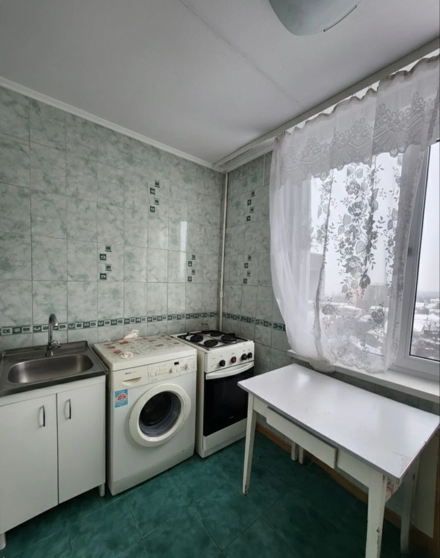 Продам 2-комнатную квартиру по ул. Астрономическая, 44Б
