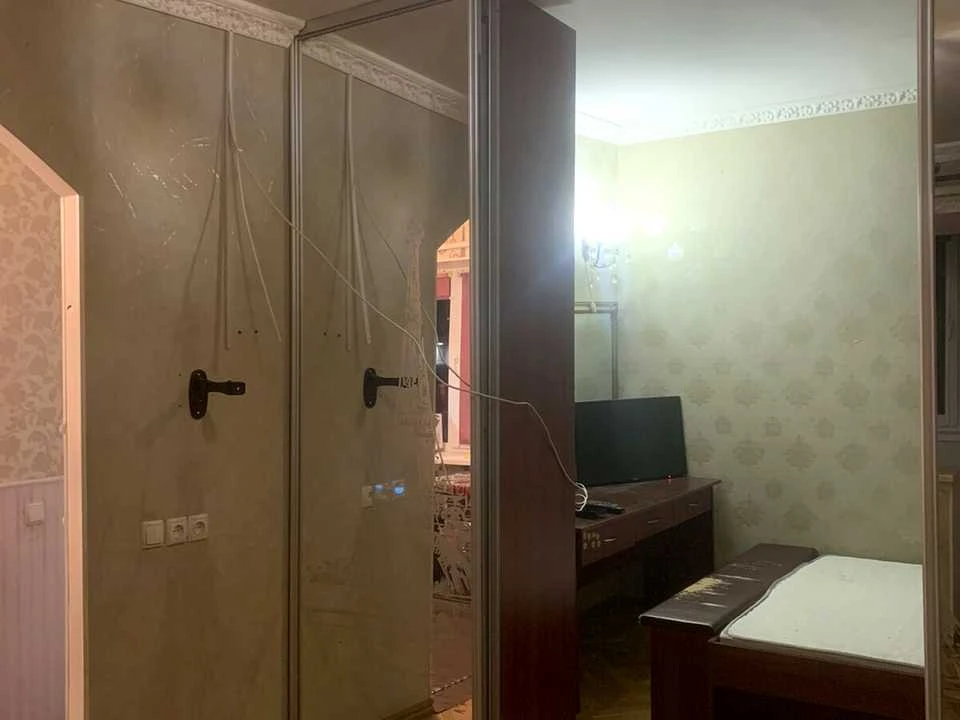 Квартира. Київ, Празька вул.