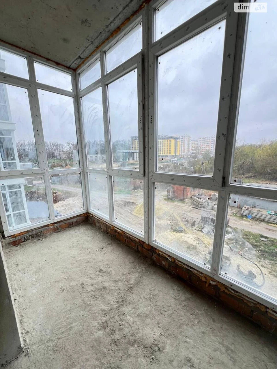 Продаж Квартира Рясне 2
