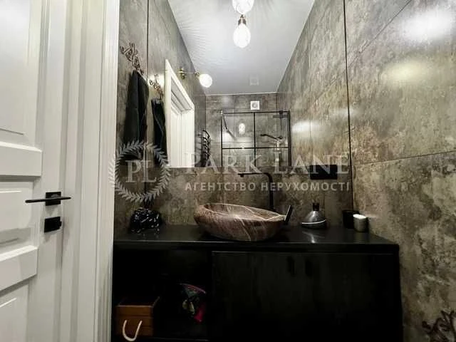 Київ, Берестейський просп. 67г, 3 кім., дворівнева квартира