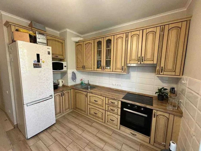 Продаж 2-кімн. Пасхаліна Юрія вул. 17, 68 м.кв, Безготівка