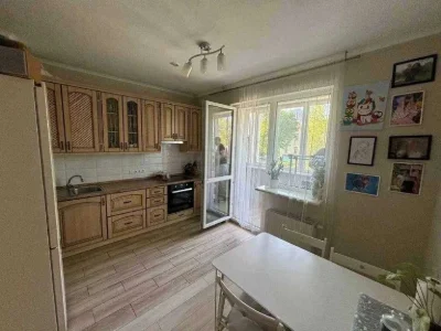 Продаж 2-кімн. Пасхаліна Юрія вул. 17, 68 м.кв, Безготівка