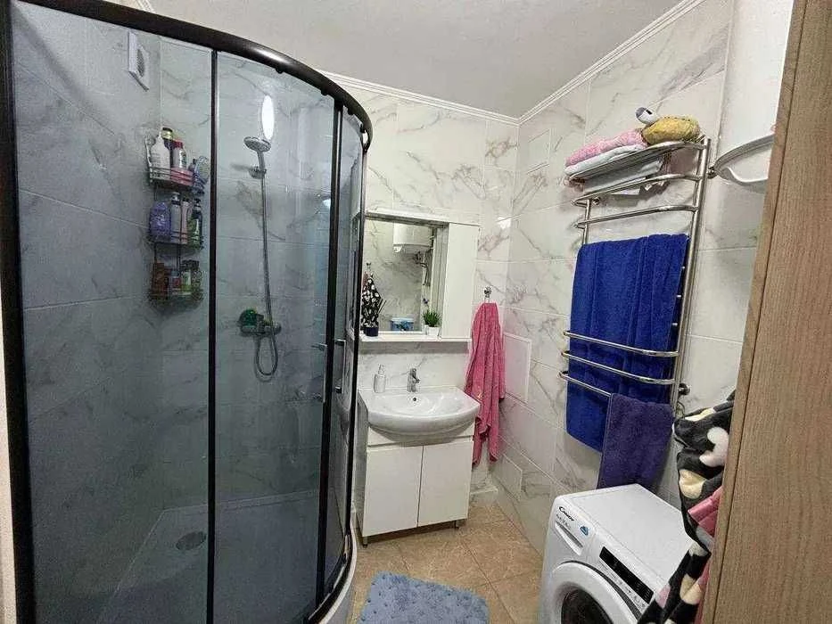 Продаж 2-кімн. Пасхаліна Юрія вул. 17, 68 м.кв, Безготівка