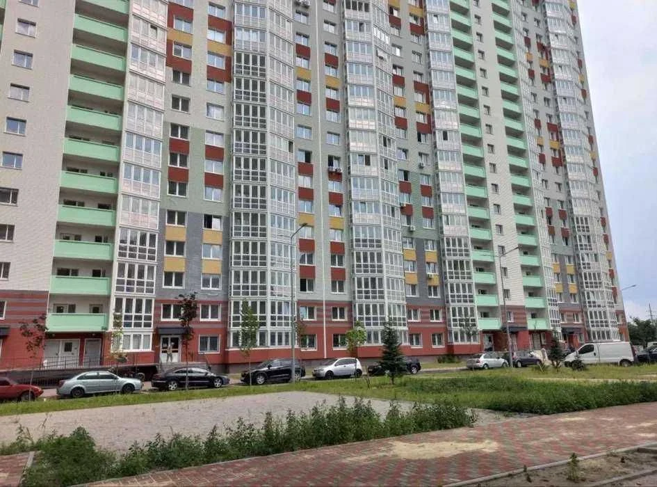Продам 1-кімн. Гмирі Бориса вул. 22б, 36 м.кв